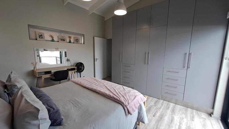 4 Bedroom Property for Sale in Jongensfontein Western Cape